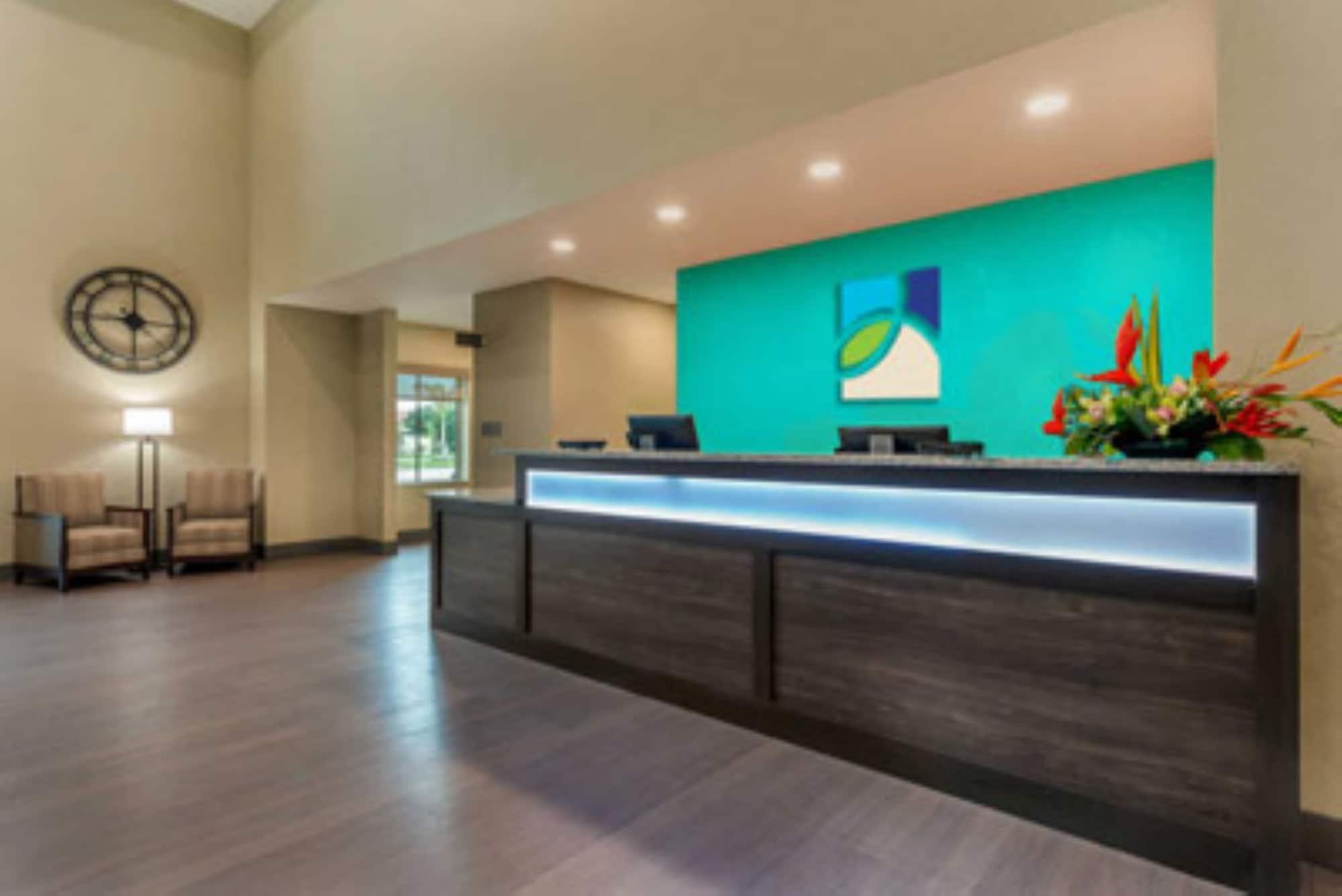 Ameniti Bay - Best Western Signature Collection Fruitville Exterior foto